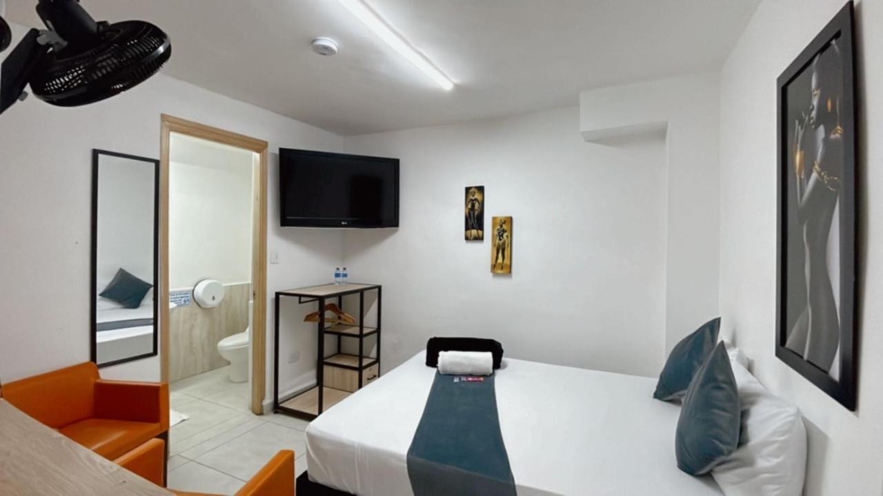 Lleras Place Hotel Μεντεγίν Εξωτερικό φωτογραφία